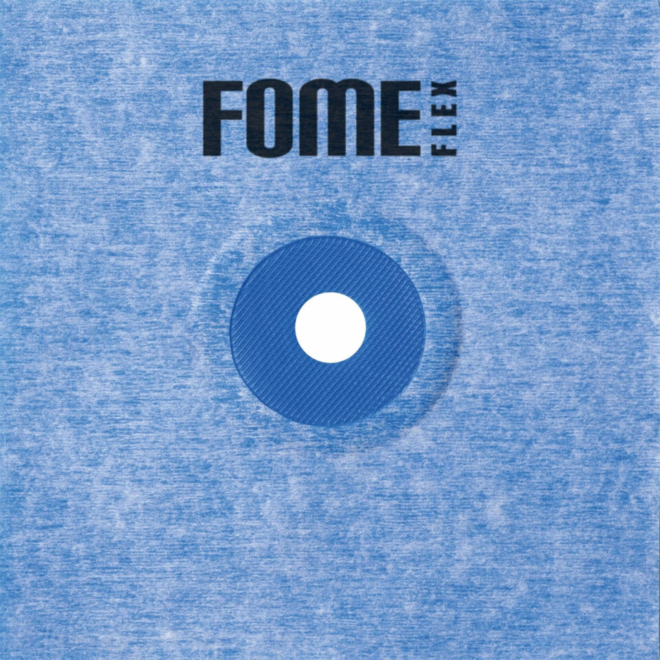 FOME FLEX HYDROPROTECT FLEX SLEEVE blue rectangle with elastic hole in the center, 120 x 120 mm